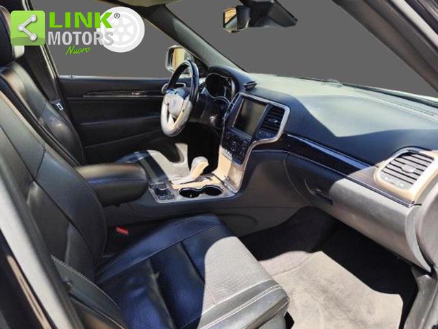 JEEP Grand Cherokee usata, con Autoradio