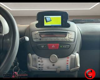 TOYOTA Aygo usata 11