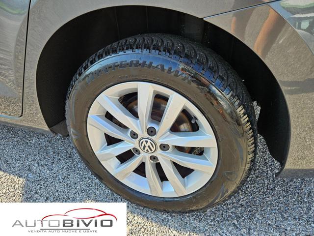 VOLKSWAGEN Touran usata, con Portapacchi
