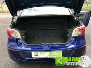 MITSUBISHI Colt usata, con Airbag posteriore