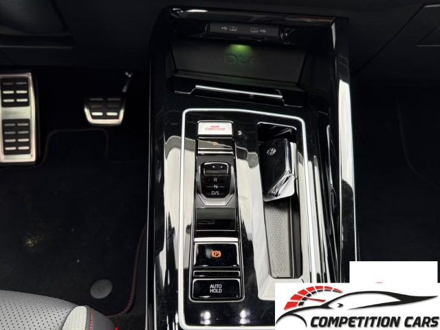 VOLKSWAGEN Golf usata, con Sistema di navigazione