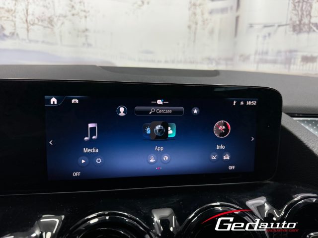 MERCEDES-BENZ B 180 usata, con Park Distance Control