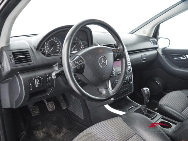 MERCEDES-BENZ A 200 usata 7