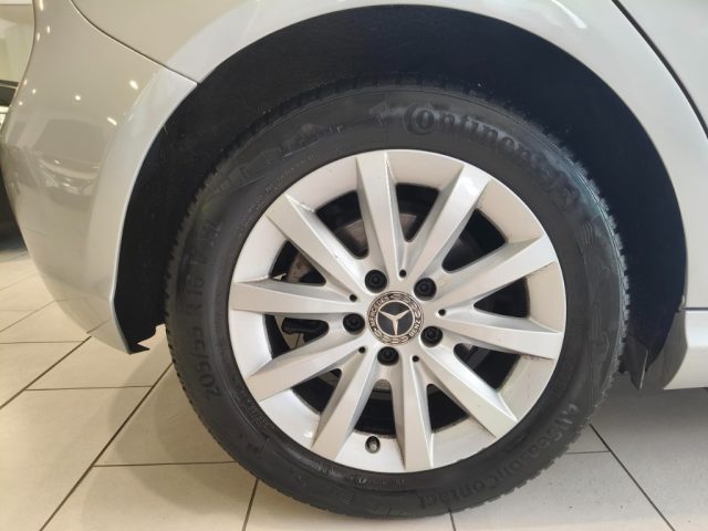 MERCEDES-BENZ A 180 usata, con Cerchi in lega