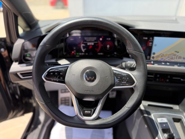 VOLKSWAGEN Golf usata, con Sensore di luce