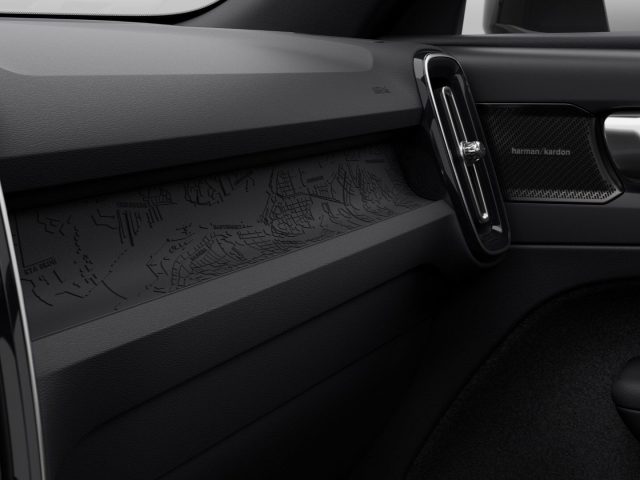 VOLVO EX40 usata, con Climatizzatore
