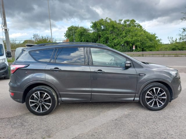 FORD Kuga usata 1