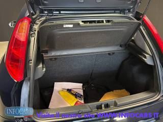 FIAT Punto usata, con Sensori di parcheggio posteriori