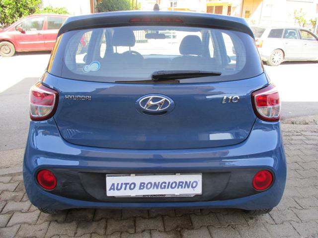HYUNDAI i10 usata, con Autoradio