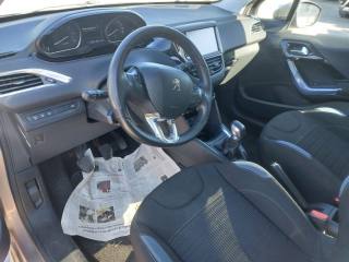 PEUGEOT 208 usata 9
