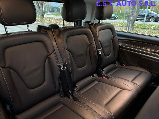 MERCEDES-BENZ V 220 usata, con ESP