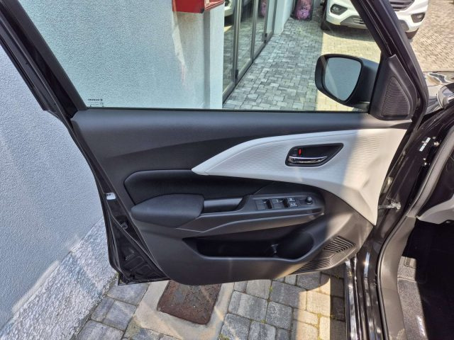 SUZUKI Swift usata, con Controllo automatico clima