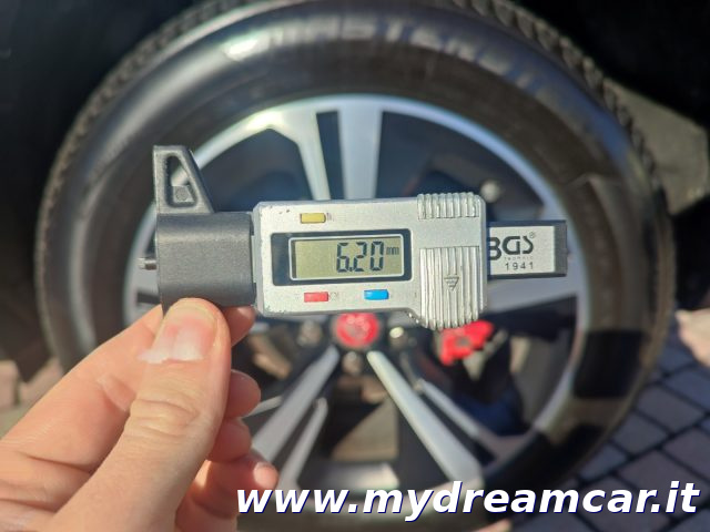 JAGUAR E-Pace usata 32