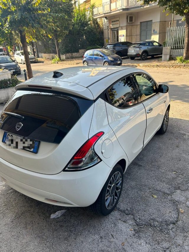 LANCIA Ypsilon usata, con Airbag Passeggero