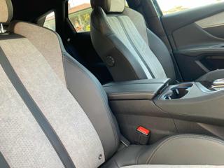 PEUGEOT 3008 usata, con Park Distance Control