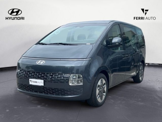 HYUNDAI Staria usata, con Airbag