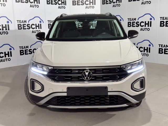 VOLKSWAGEN T-Roc usata, con Autoradio
