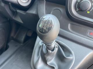 RENAULT Trafic usata 19