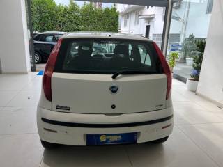 FIAT Punto usata, con Autoradio