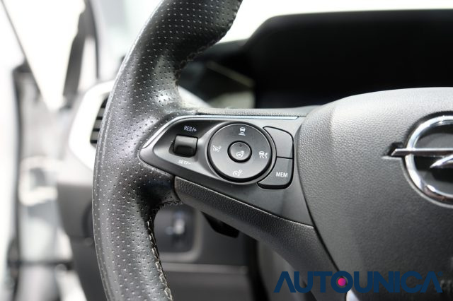 OPEL Grandland usata, con Fari LED