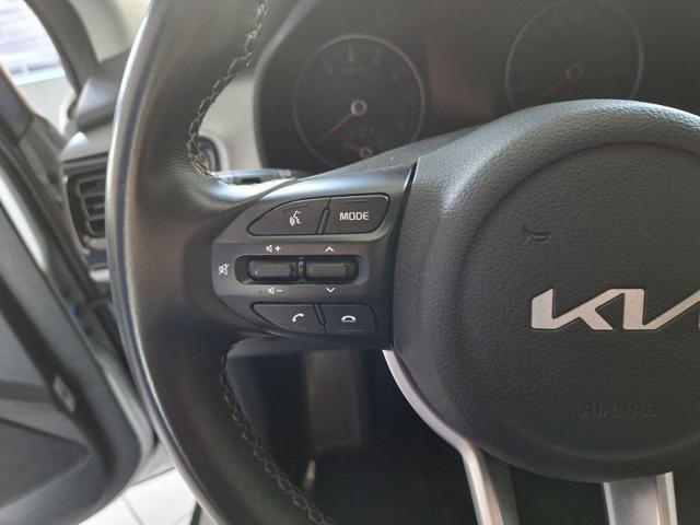 KIA Stonic usata, con Autoradio digitale