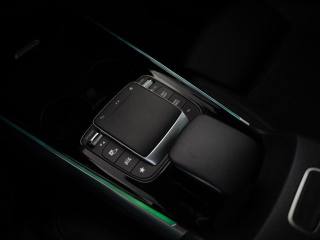 MERCEDES-BENZ GLA 180 usata, con Volante in pelle
