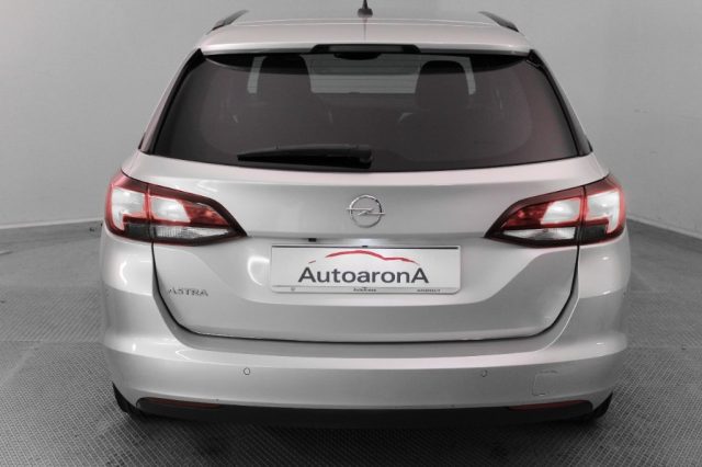 OPEL Astra usata, con Autoradio