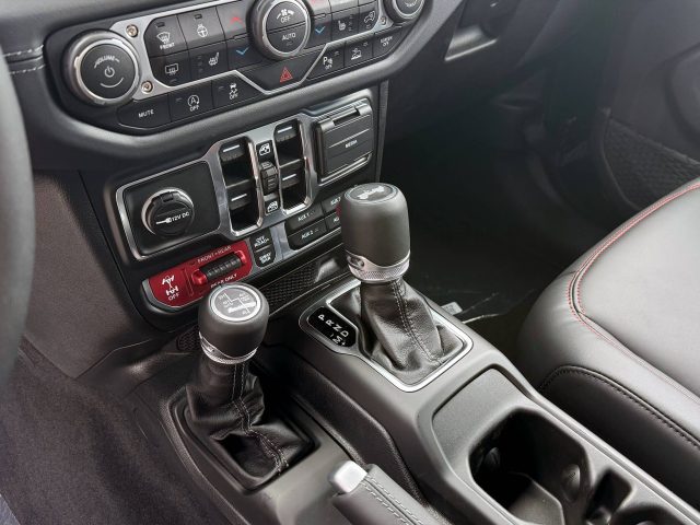 JEEP Wrangler usata, con Climatizzatore
