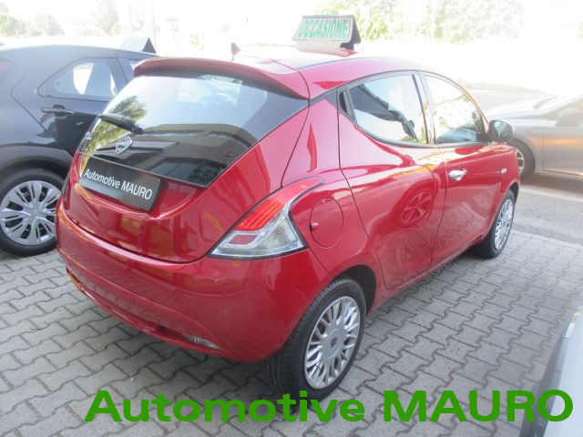 LANCIA Ypsilon usata, con Autoradio