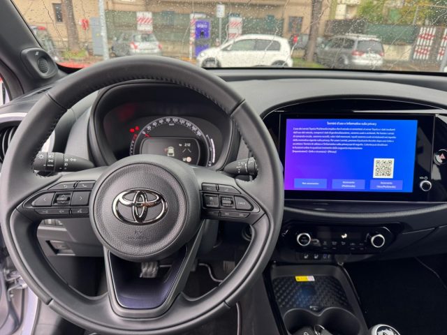 TOYOTA Aygo X usata, con Controllo automatico clima