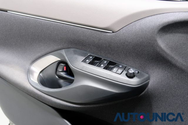 TOYOTA Yaris Cross usata, con Tetto panorama