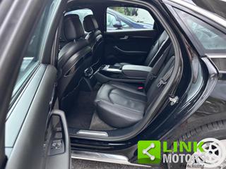 AUDI A8 usata, con USB