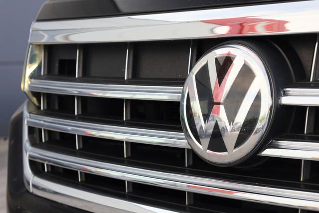 VOLKSWAGEN Touareg usata, con Sistema di chiamata d