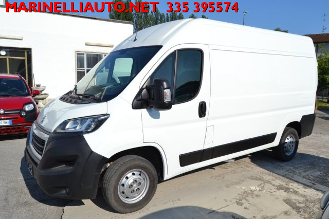 PEUGEOT Boxer usata, con Bracciolo