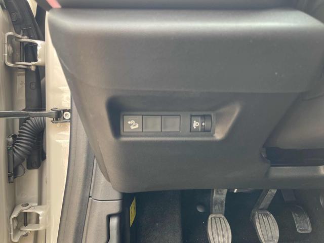 JEEP Avenger usata, con Autoradio digitale