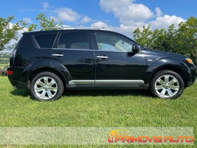 MITSUBISHI Outlander usata, con Cerchi in lega