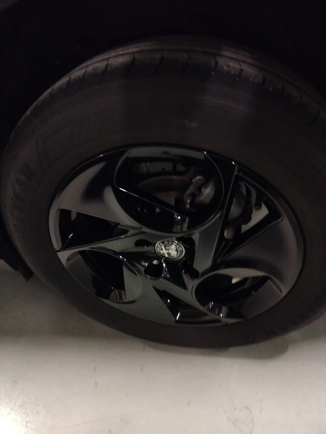 ALFA ROMEO Junior usata, con Fari LED