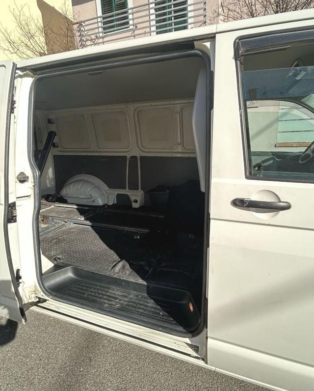 VOLKSWAGEN Transporter usata, con Fendinebbia