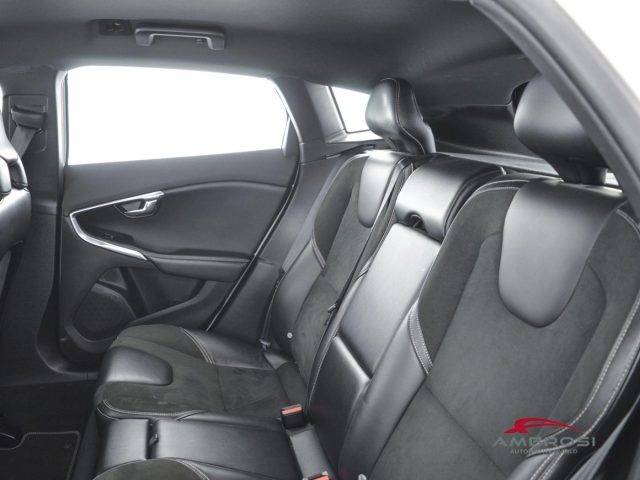 VOLVO V40 usata 9
