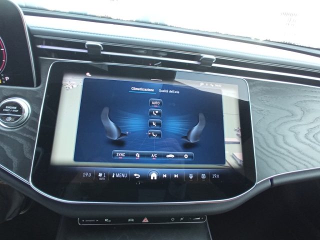 MERCEDES-BENZ E 220 usata, con USB