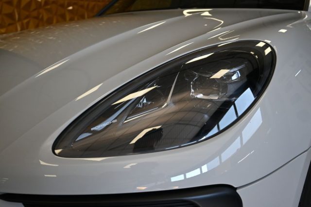 PORSCHE Macan usata 95
