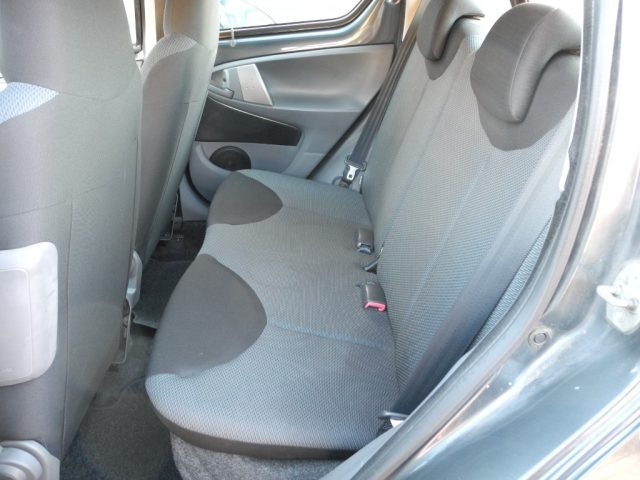 TOYOTA Aygo usata, con Chiusura centralizzata telecomandata