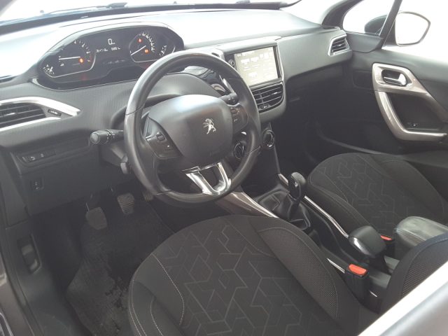 PEUGEOT 2008 usata, con Autoradio