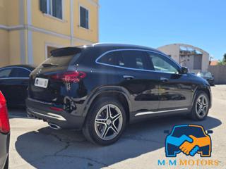 MERCEDES-BENZ GLA 250 usata, con Airbag