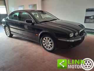 JAGUAR X-Type 4WD 2.5 V6 24V cat