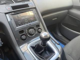 PEUGEOT 5008 usata, con Fendinebbia