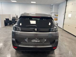 PEUGEOT 5008 usata, con Bracciolo
