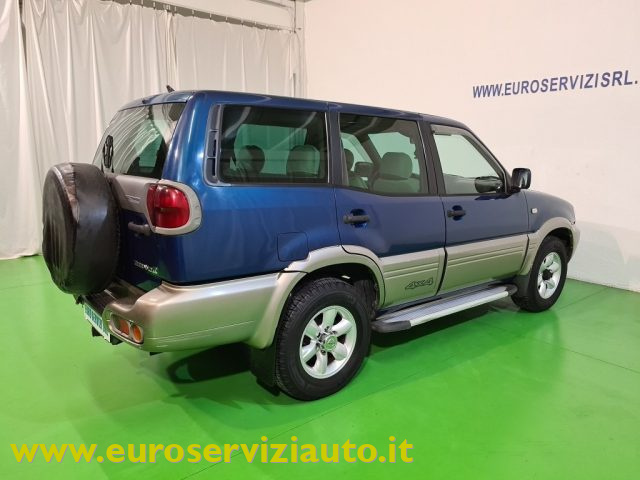 NISSAN Terrano II usata, con Gancio traino