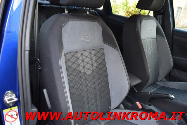 VOLKSWAGEN Taigo usata, con Cronologia tagliandi