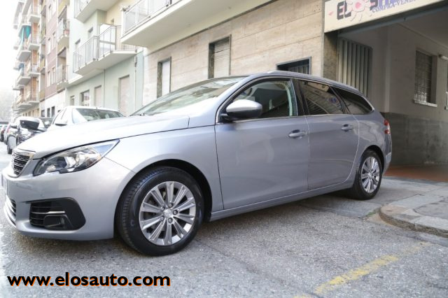PEUGEOT 308 usata, con Airbag